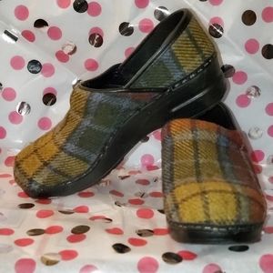 Danskos Plaid 38